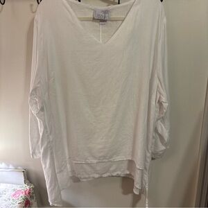 La fixsun , lagenlook top White V-Neck Women's Top